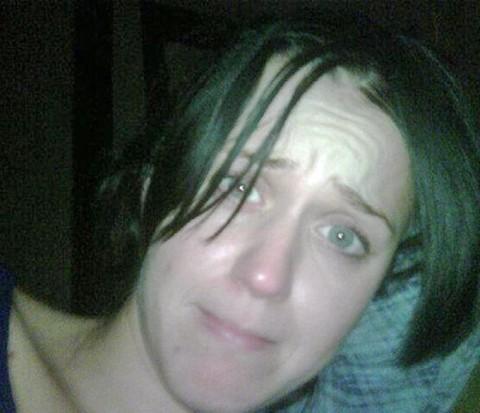 katy perry no makeup twitter pic. of his wife Katy Perry and